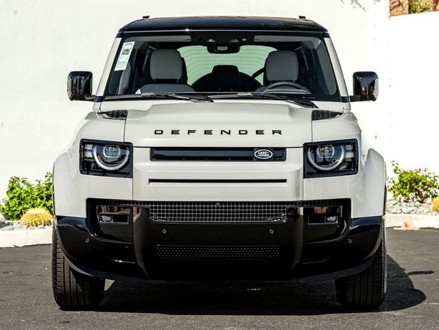 2026 Land Rover Defender 110 X-Dynamic SE