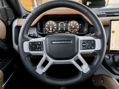 2026 Land Rover Defender 110 X-Dynamic SE