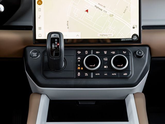 2026 Land Rover Defender 110 X-Dynamic SE