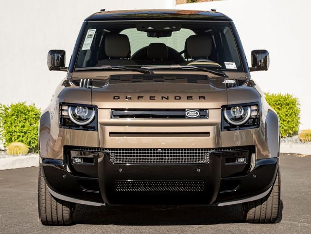 2026 Land Rover Defender 110 X-Dynamic SE
