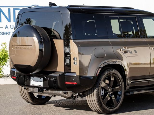 2026 Land Rover Defender 110 X-Dynamic SE