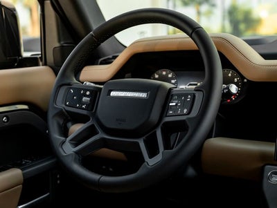 2026 Land Rover Defender 110 X-Dynamic SE