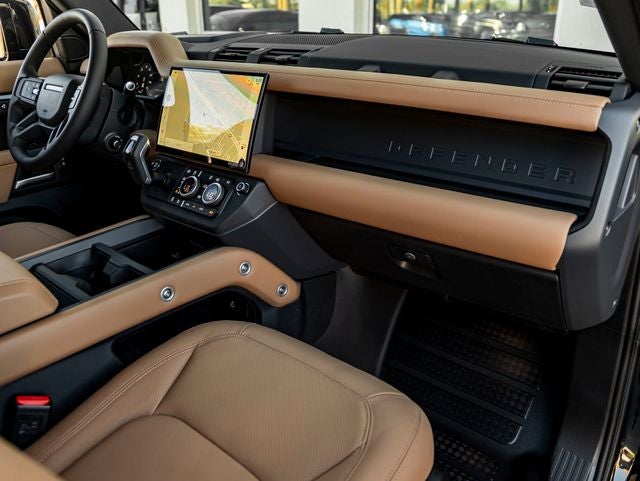 2026 Land Rover Defender 110 X-Dynamic SE