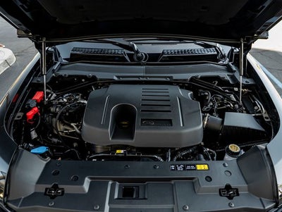 2026 Land Rover Defender 110 X-Dynamic SE