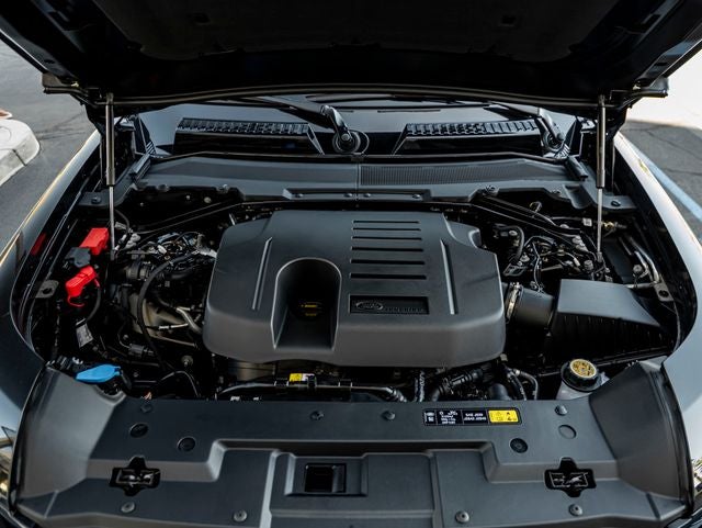 2026 Land Rover Defender 110 X-Dynamic SE