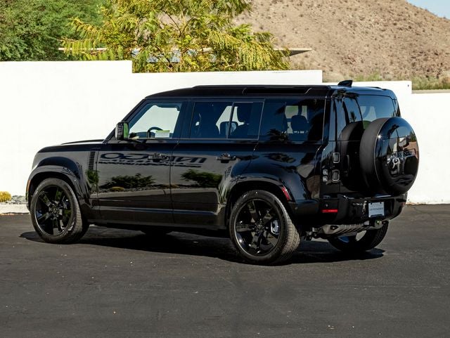 2026 Land Rover Defender 110 X-Dynamic SE