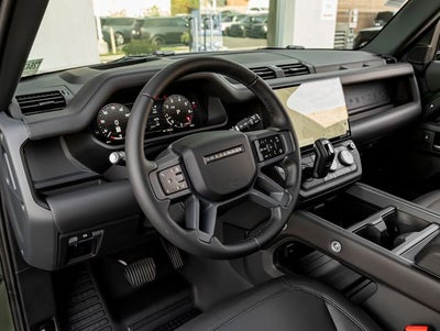 2026 Land Rover Defender 110 X-Dynamic SE