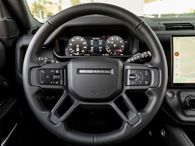 2026 Land Rover Defender 110 X-Dynamic SE