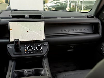2026 Land Rover Defender 110 X-Dynamic SE