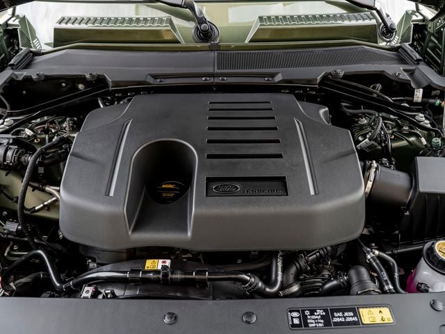 2026 Land Rover Defender 110 X-Dynamic SE