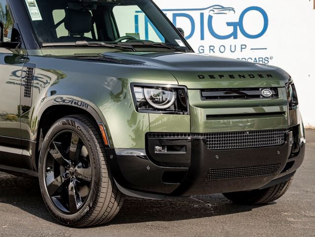 2026 Land Rover Defender 110 X-Dynamic SE