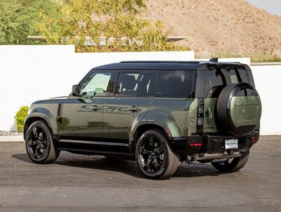 2026 Land Rover Defender 110 X-Dynamic SE