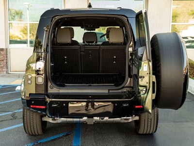 2026 Land Rover Defender 110 X-Dynamic SE
