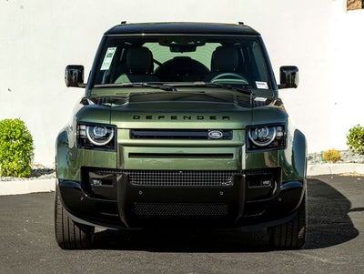 2026 Land Rover Defender 110 X-Dynamic SE