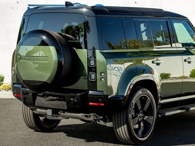 2026 Land Rover Defender 110 X-Dynamic SE