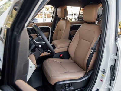 2026 Land Rover Defender 110 X-Dynamic SE