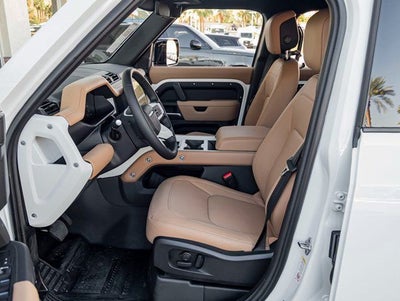 2026 Land Rover Defender 110 X-Dynamic SE