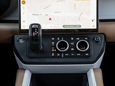 2026 Land Rover Defender 110 X-Dynamic SE