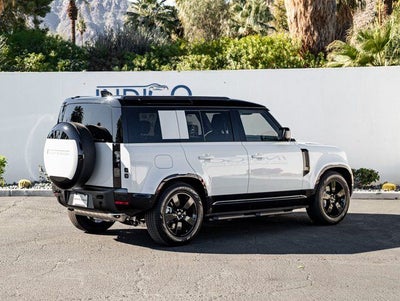 2026 Land Rover Defender 110 X-Dynamic SE