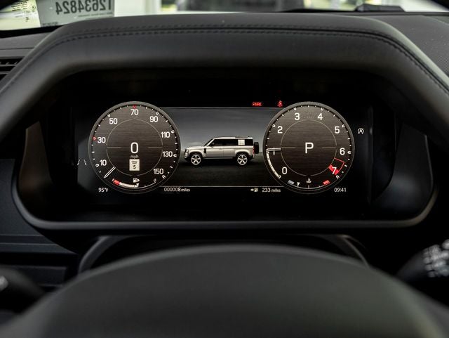 2026 Land Rover Defender 110 X-Dynamic SE