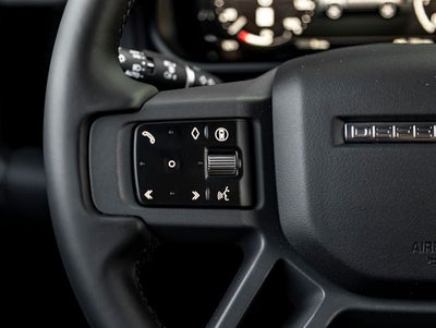 2026 Land Rover Defender 110 X-Dynamic SE