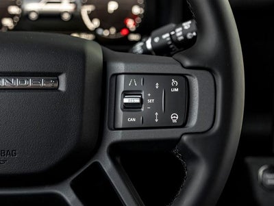 2026 Land Rover Defender 110 X-Dynamic SE