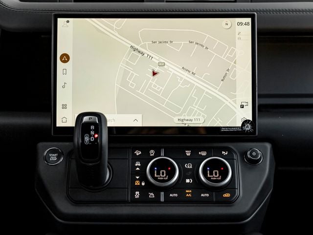2026 Land Rover Defender 110 X-Dynamic SE