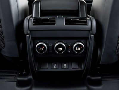 2026 Land Rover Defender 110 X-Dynamic SE