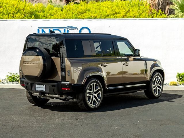 2026 Land Rover Defender 110 X-Dynamic SE