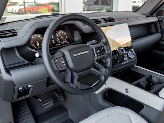 2026 Land Rover Defender 110 X-Dynamic SE