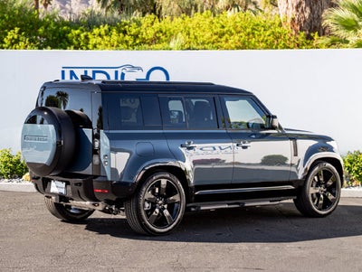 2026 Land Rover Defender 110 X-Dynamic SE