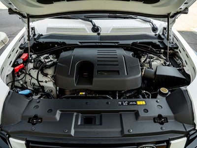 2026 Land Rover Defender 110 X-Dynamic SE