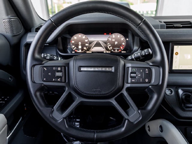 2024 Land Rover Defender 110 X-Dynamic SE