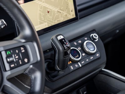 2024 Land Rover Defender 110 X-Dynamic SE