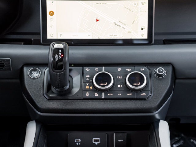 2024 Land Rover Defender 110 X-Dynamic SE