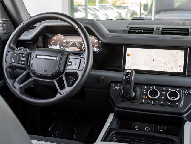 2024 Land Rover Defender 110 X-Dynamic SE
