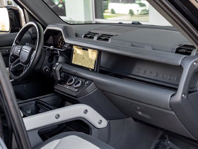 2024 Land Rover Defender 110 X-Dynamic SE