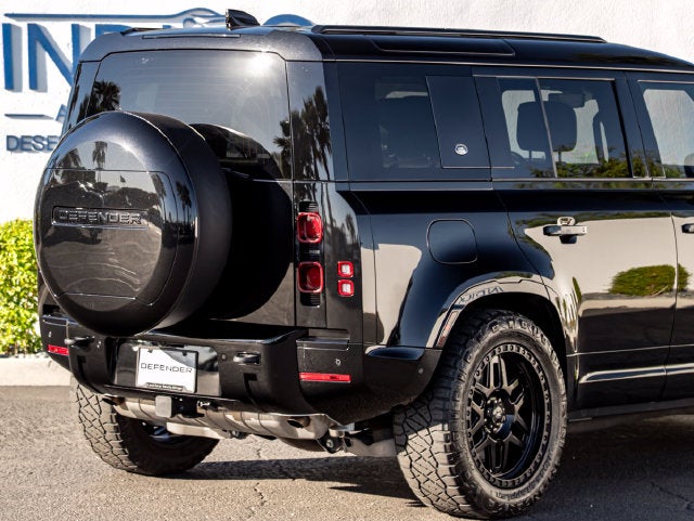 2024 Land Rover Defender 110 X-Dynamic SE