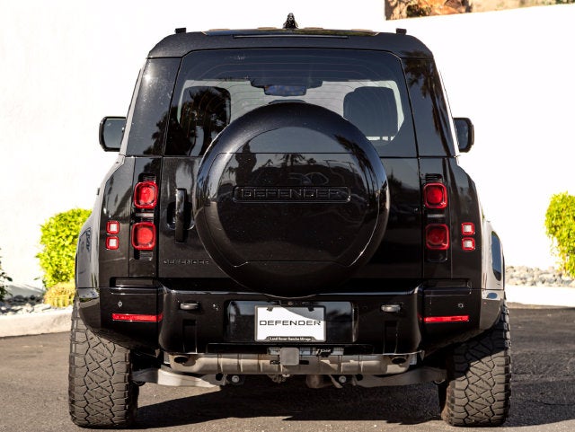 2024 Land Rover Defender 110 X-Dynamic SE
