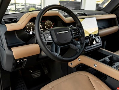2026 Land Rover Defender 110 X-Dynamic SE