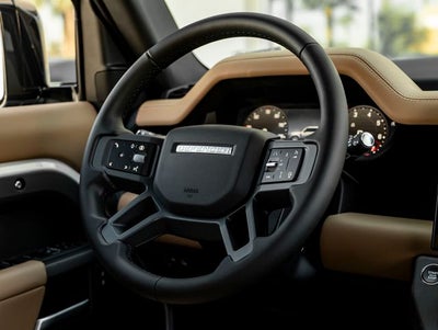 2026 Land Rover Defender 110 X-Dynamic SE