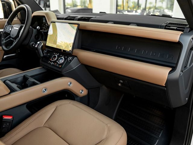 2026 Land Rover Defender 110 X-Dynamic SE