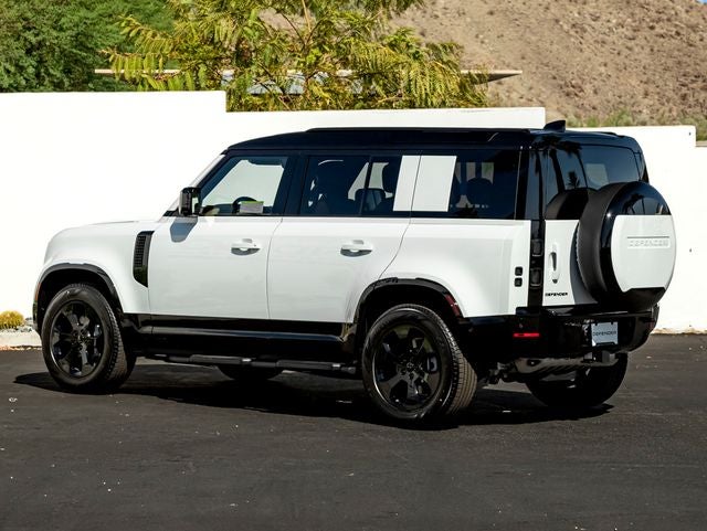 2026 Land Rover Defender 110 X-Dynamic SE