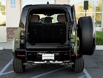 2026 Land Rover Defender 110 X-Dynamic SE