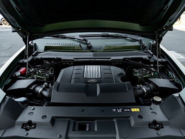 2026 Land Rover Defender 110 X-Dynamic SE