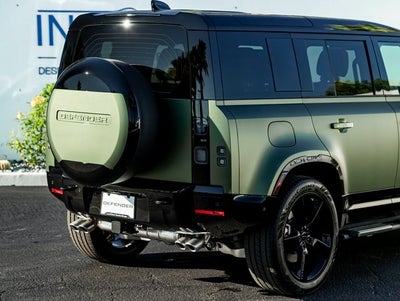 2026 Land Rover Defender 110 X-Dynamic SE