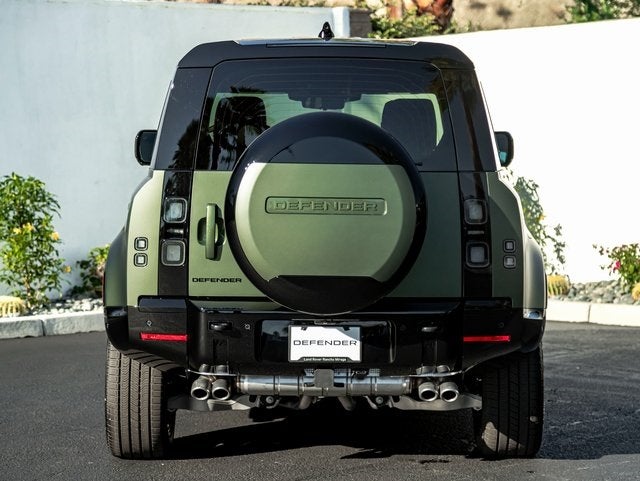 2026 Land Rover Defender 110 X-Dynamic SE