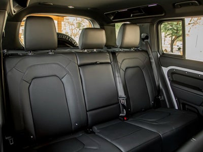 2025 Land Rover Defender 110 X-Dynamic SE