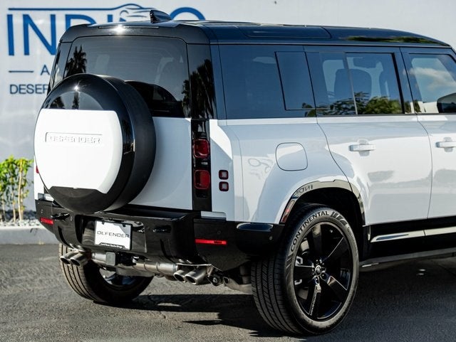 2025 Land Rover Defender 110 X-Dynamic SE