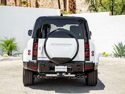 2025 Land Rover Defender 110 X-Dynamic SE